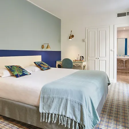 Hotel Etoile Saint Ferdinand By Happyculture Paris