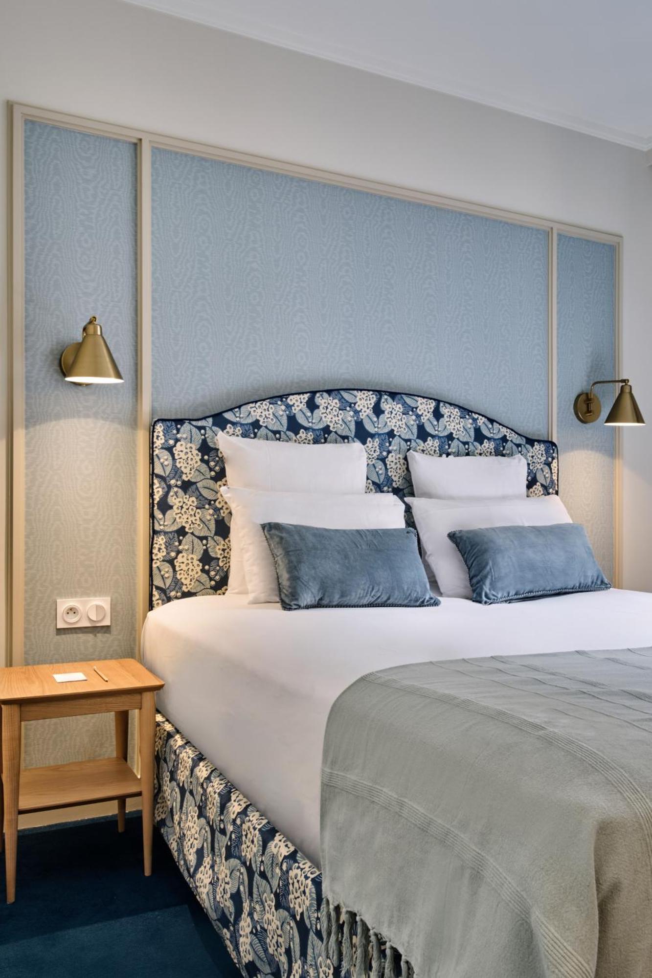 Etoile Saint Ferdinand By Happyculture 4* Parigi