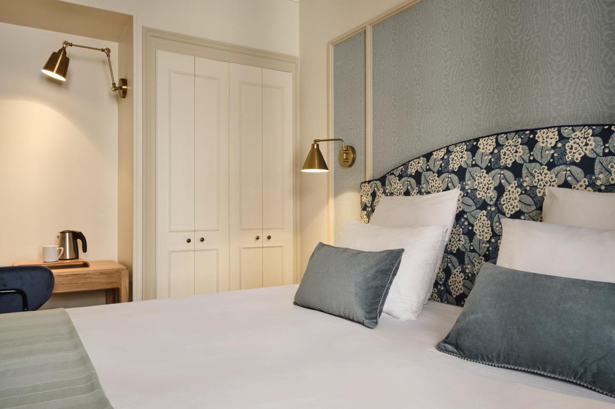 Hotel Etoile Saint Ferdinand By Happyculture Parigi