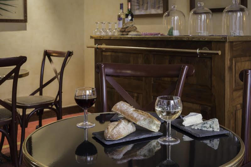 Etoile Saint Ferdinand By Happyculture Hotel Parigi