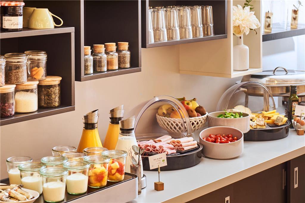 Etoile Saint Ferdinand By Happyculture Hotel